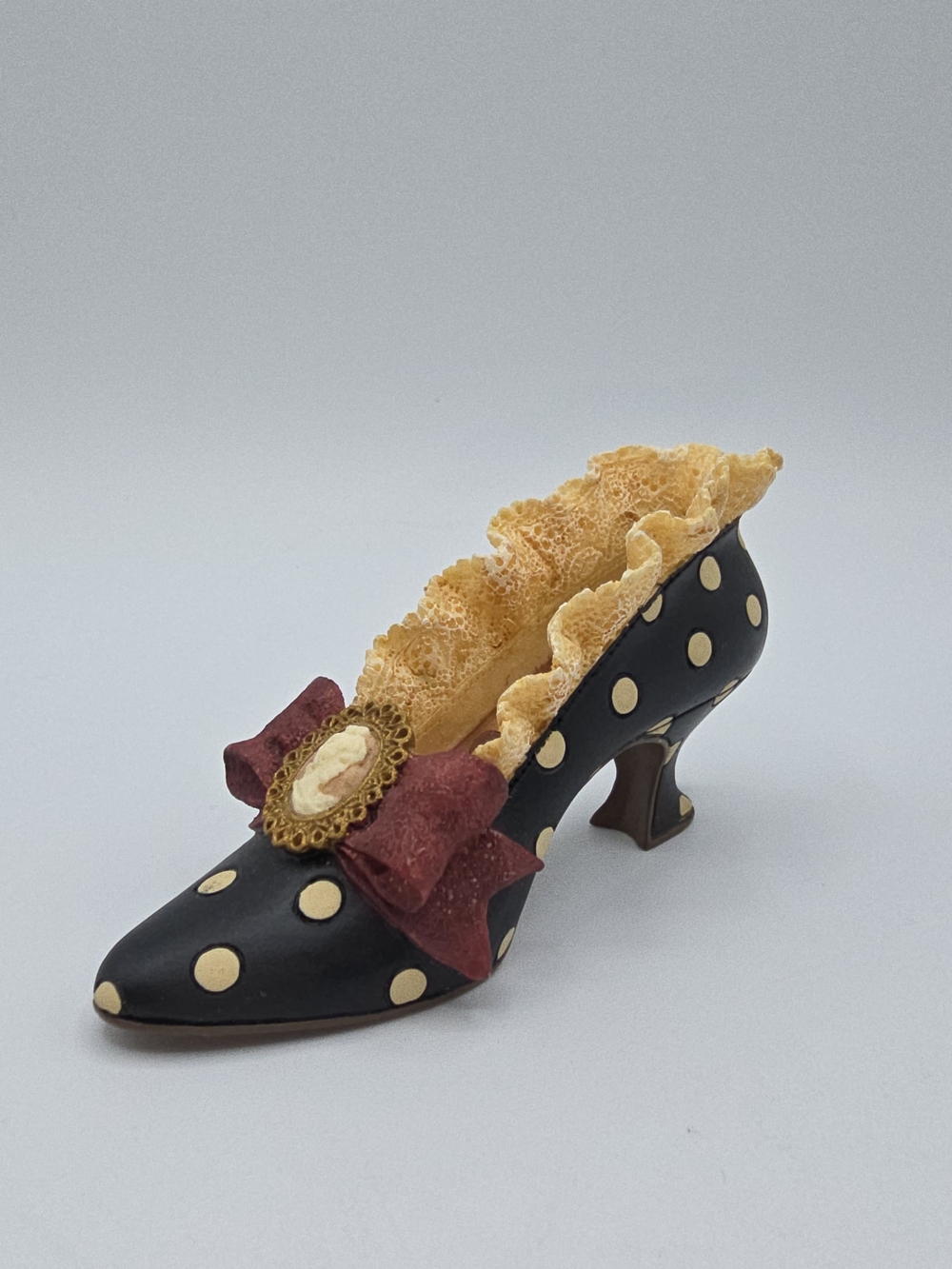 1999 Claudette Sandy Lynam Clough Polka Dot Shoe Figurine Trinket Holder 3.5"